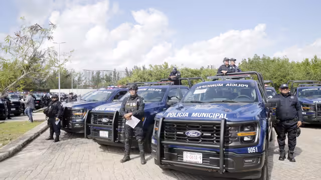 Hay un déficit policiaco en Benito Juárez y se están tomando medidas para reclutar y capacitar nuevos agentes.