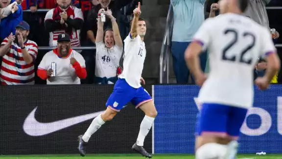 El jugador de EU en el festejo