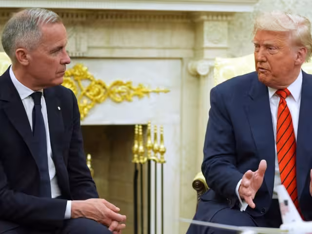 El presidente de Estados Unidos, Donald Trump, en su encuentro en la Casa Blanca con el primer ministro de Canadá, Mark Carney