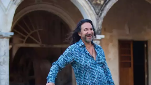 El Buki se convirtió en meme este viernes Santo El Buki se convirtió en meme este viernes Santo