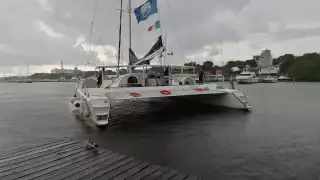 Arriban embarcaciones de Cancún a Isla Mujeres ante la llegada del huracán “Milton”