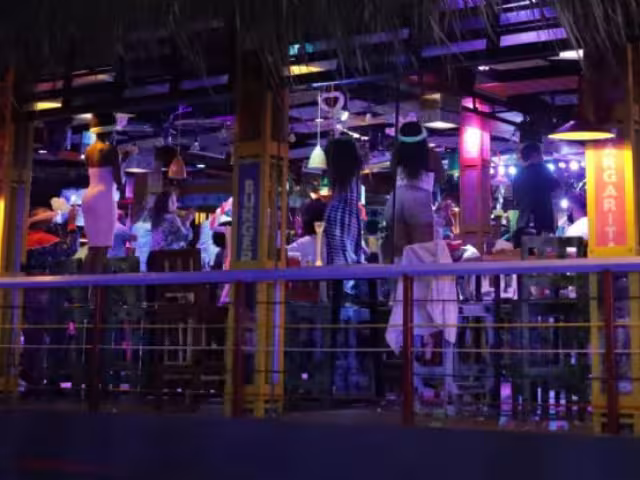 Habitantes del fraccionamiento Los Héroes comentaron que son comunes los encuentros, donde hay distribución de drogas