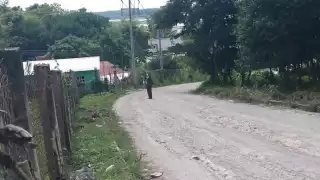 Alertan en Escárcega por hombre sospechoso merodeando cerca de una escuela 