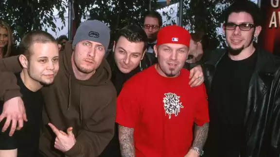 La banda Limp Bizkit obtuvo éxito rotundo en los 2000 La banda Limp Bizkit obtuvo éxito rotundo en los 2000