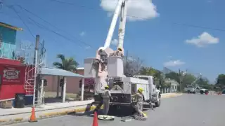 Altas temperaturas deja sin Luz a pobladores de Chicbul, Ciudad del Carmen 