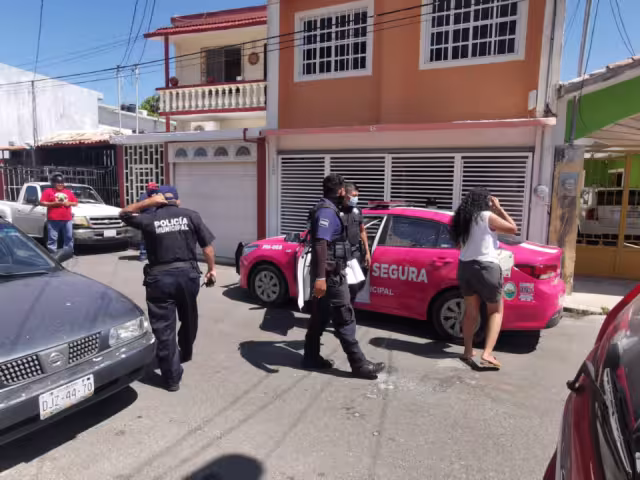 El hombre fue detenido por elementos municipales