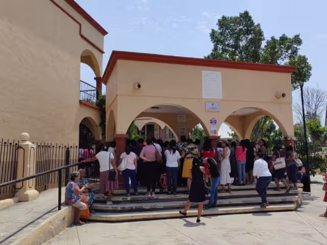 Modificarán horario de salida del turno matutino y la del horario de entrada del turno vespertino los días lunes 13 y martes 14.