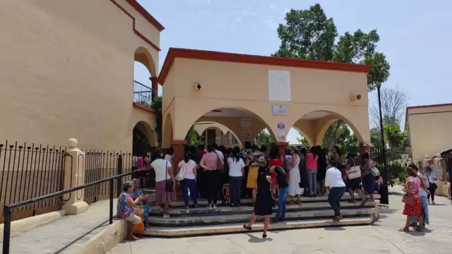 Modificarán horario de salida del turno matutino y la del horario de entrada del turno vespertino los días lunes 13 y martes 14.