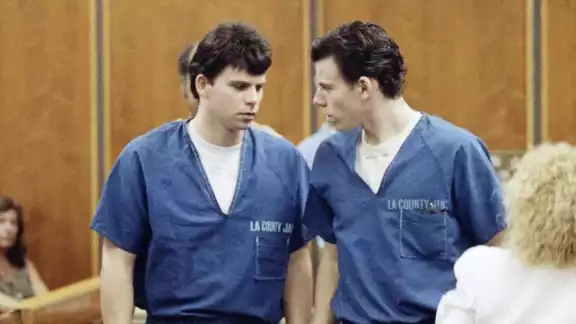 Documental de Los Hermanos Menéndez en Netflix revela que sus familiares conocían de los abusos de su padre. Documental de Los Hermanos Menéndez en Netflix revela que sus familiares conocían de los abusos de su padre.