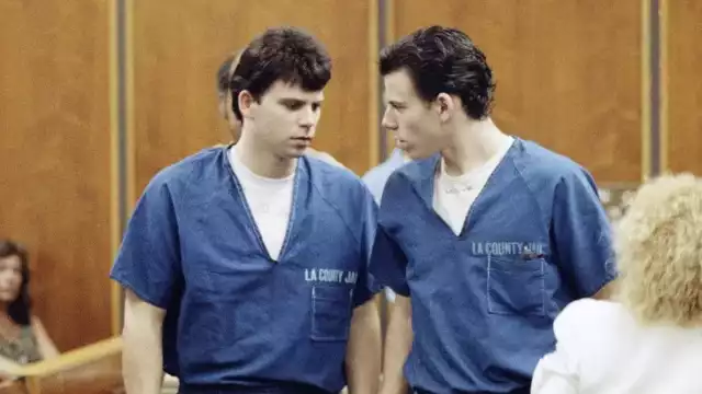 Documental de Los Hermanos Menéndez en Netflix revela que sus familiares conocían de los abusos de su padre.