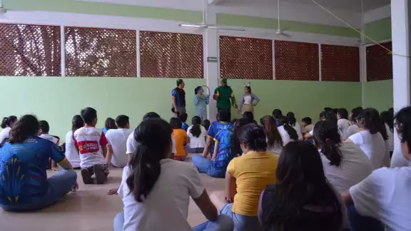 Un juez debe determinar la pérdida de patria potestad para que un menor pueda ser adoptado. Un juez debe determinar la pérdida de patria potestad para que un menor pueda ser adoptado.