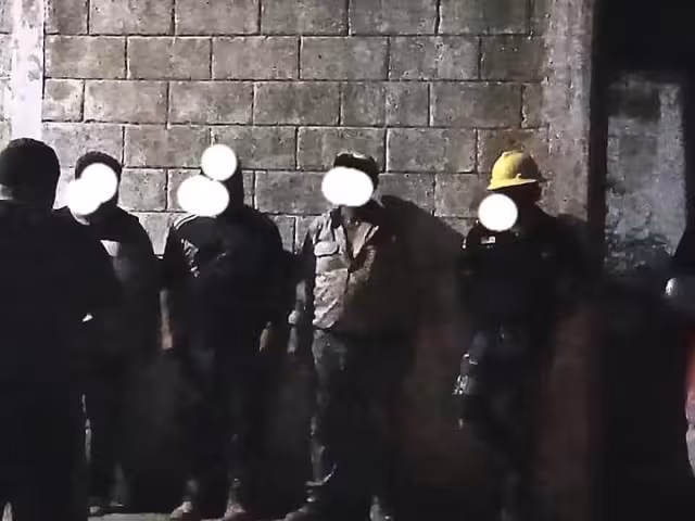 Cuatro hombres fueron retenidos por pobladores en la junta municipal de Constitución