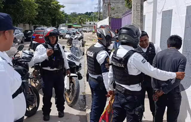 Ciudadanos se vistieron de héroe y entregaron al presunto ladrón