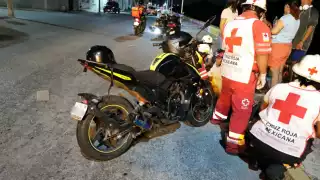 Colisión entre motociclistas deja lesionados en colonia Caleta de Ciudad del Carmen
