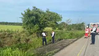 Tragedia en Escárcega: Muere motociclista tras derrapar en carretera a Villahermosa