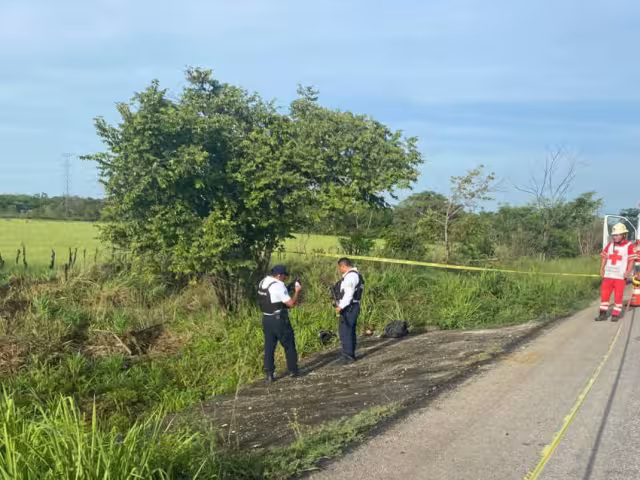 Muere motociclista tras derrapar en la carretera Escárcega–Villahermosa