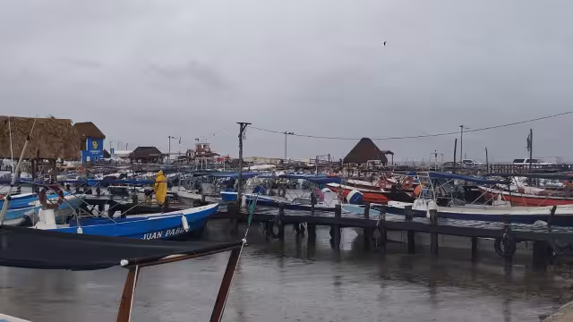 Los puertos de Quintana Roo permanecerán cerrados hasta nuevo aviso