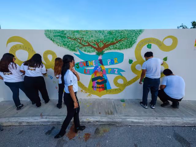 Ayer jueves en Cancún alumnos del CONALEP 4 fueron de los más de 30 mil jóvenes quintanarroenses que participaron