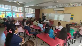 Escuelas unitarias de Calakmul resienten retrasos por falta de personal