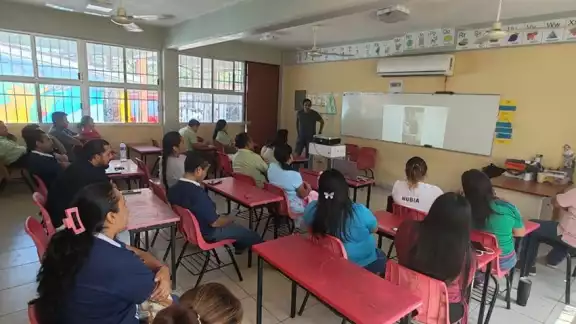 Falta de maestros afecta a primarias y telesecundarias en Calakmul