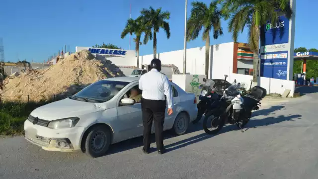 La facilidad con la que se comercializan vehículos, como unidades completas o en partes, en redes sociales o plataformas digitales, favorece a los delincuentes.