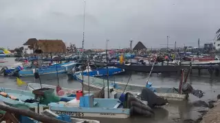 Más de 150 lancheros de Chiquilá, paralizados por las lluvias