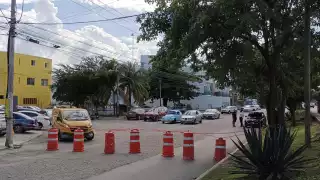 Colectivo “Madres buscadoras de Quintana Roo” bloquean avenida por joven desaparecida