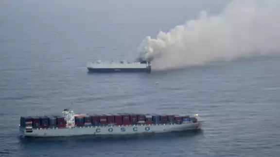 Los 22 tripulantes del Morning Midas fueron rescatados ilesos por un barco mercante cercano Los 22 tripulantes del Morning Midas fueron rescatados ilesos por un barco mercante cercano