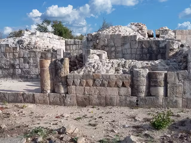 Campesinos de Santa Rita acusan despojo de tierras que incluyen Dzehkabtún