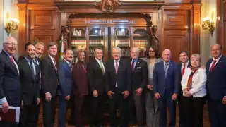 AMLO se reúne con Congresistas de Estados Unidos en Palacio Nacional
