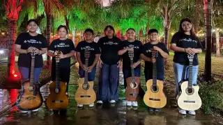 Bajo la dirección del maestro Sergio Adrián Narváez Franco, estos jóvenes artistas han iniciado una prometedora trayectoria musical