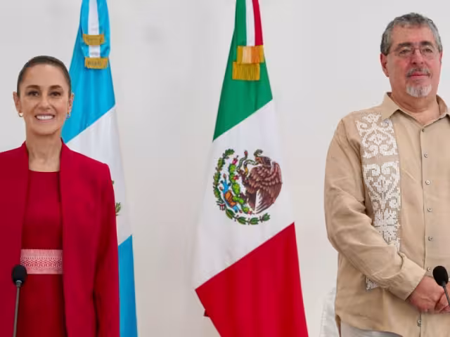 Claudia Sheinbaum, presidenta de México y Bernardo Arévalo, presidente de Guatemala