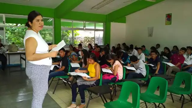 Desde ayer y hasta mañana se atenderán a quienes presentaron el examen de admisión y no lograron obtener un espacio para continuar su formación