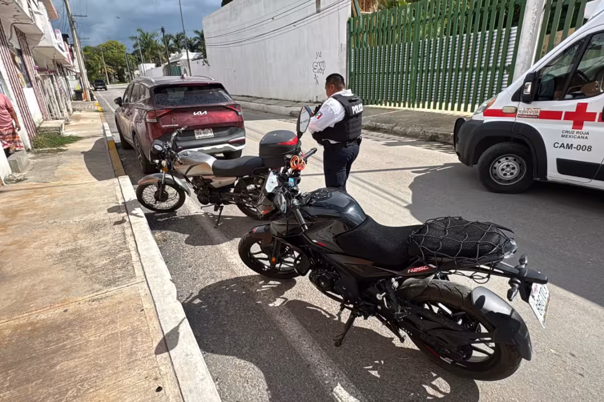 Motociclista se pasa el alto y deja tres lesionados en Flor de Limón ...