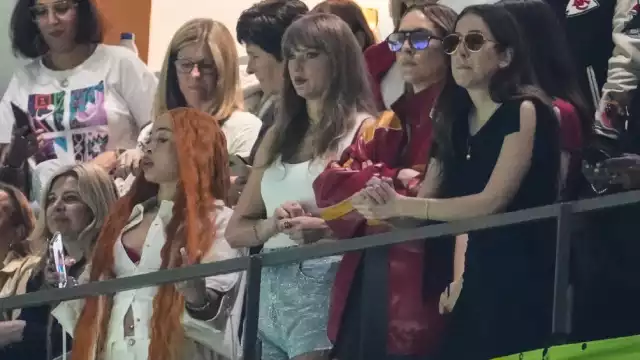 En las gradas Tylor disfrutando del SB