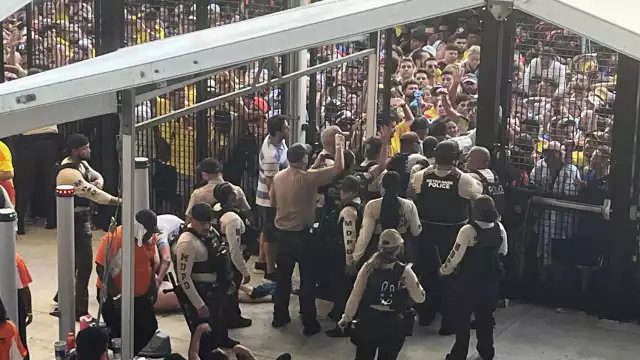 El momento del portazo