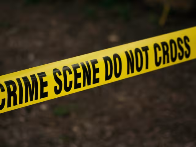 La extranjera se metió a nadar, pero fue arrastrada por la corriente y nadie la ayudó