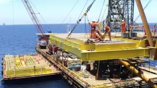  La corrupción es el cáncer de Pemex: Más de mil personas defraudadas con venta de plazas en Carmen   