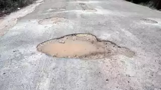 PRI exige al Gobierno de Campeche atender carreteras en mal estado  