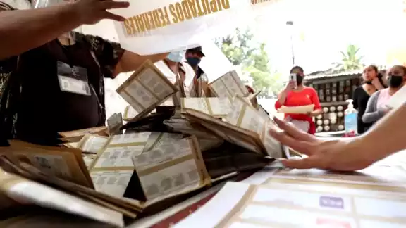 El Instituto Electoral de Quintana Roo (IEQROO) no solventó observaciones por 3.8 millones de pesos en la Cuenta Pública 2023. El Instituto Electoral de Quintana Roo (IEQROO) no solventó observaciones por 3.8 millones de pesos en la Cuenta Pública 2023.