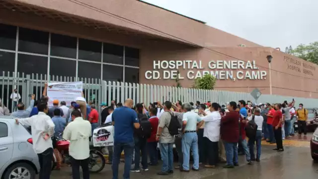 Capos sindicales controlan el suministro de medicamentos en PEMEX mediante el robo hormiga