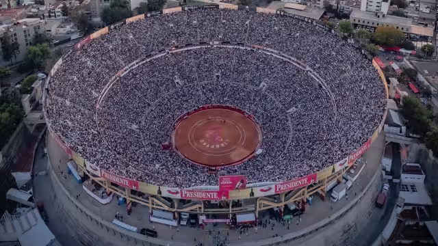La Plaza de Toros México es la principal afectada con la medida de suspensión provisional aunque por ahora no hay temporada; el 10 de mayo se definirá si las corridas se anulan de manera definitiva