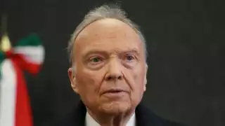 Claudia Sheinbaum confirma a Gertz Manero al frente de la FGR para su sexenio