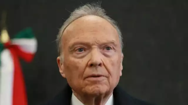 Alejandro Gertz Manero se mantendrá al frente de la FGR