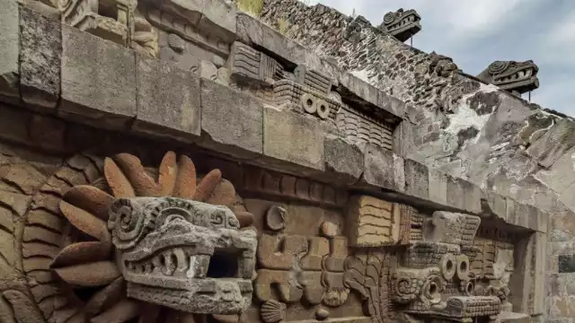 La Zona Arqueológica de Teotihuacán, conocida como el "lugar donde fueron creados los dioses", es un epicentro de la historia mesoamericana