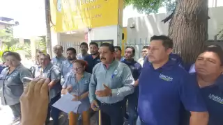 Magaña Martínez acusa a la Universidad del Carmen de avalar elecciones ilegales en el sindicato