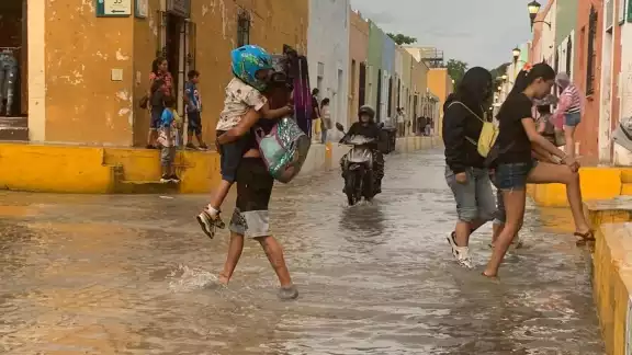 Las lluvias han provocado inundaciones en diferentes puntos. Las lluvias han provocado inundaciones en diferentes puntos.