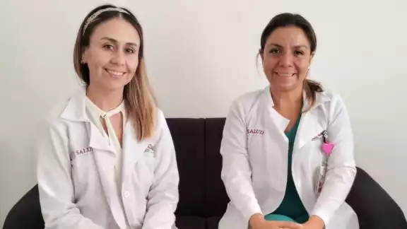 Yuliana Flores e Ingrid Martún, directora y subdirectora del IMSS-Bienestar en Playa del Carmen Yuliana Flores e Ingrid Martún, directora y subdirectora del IMSS-Bienestar en Playa del Carmen