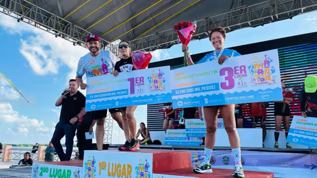 La cancunense Dulce Cen, obtuvo el premio de 4 mil pesos