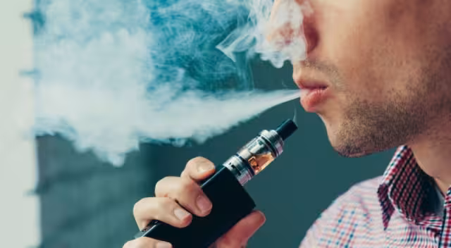 Detectan a niños desde los 12 años de edad con vapeadores